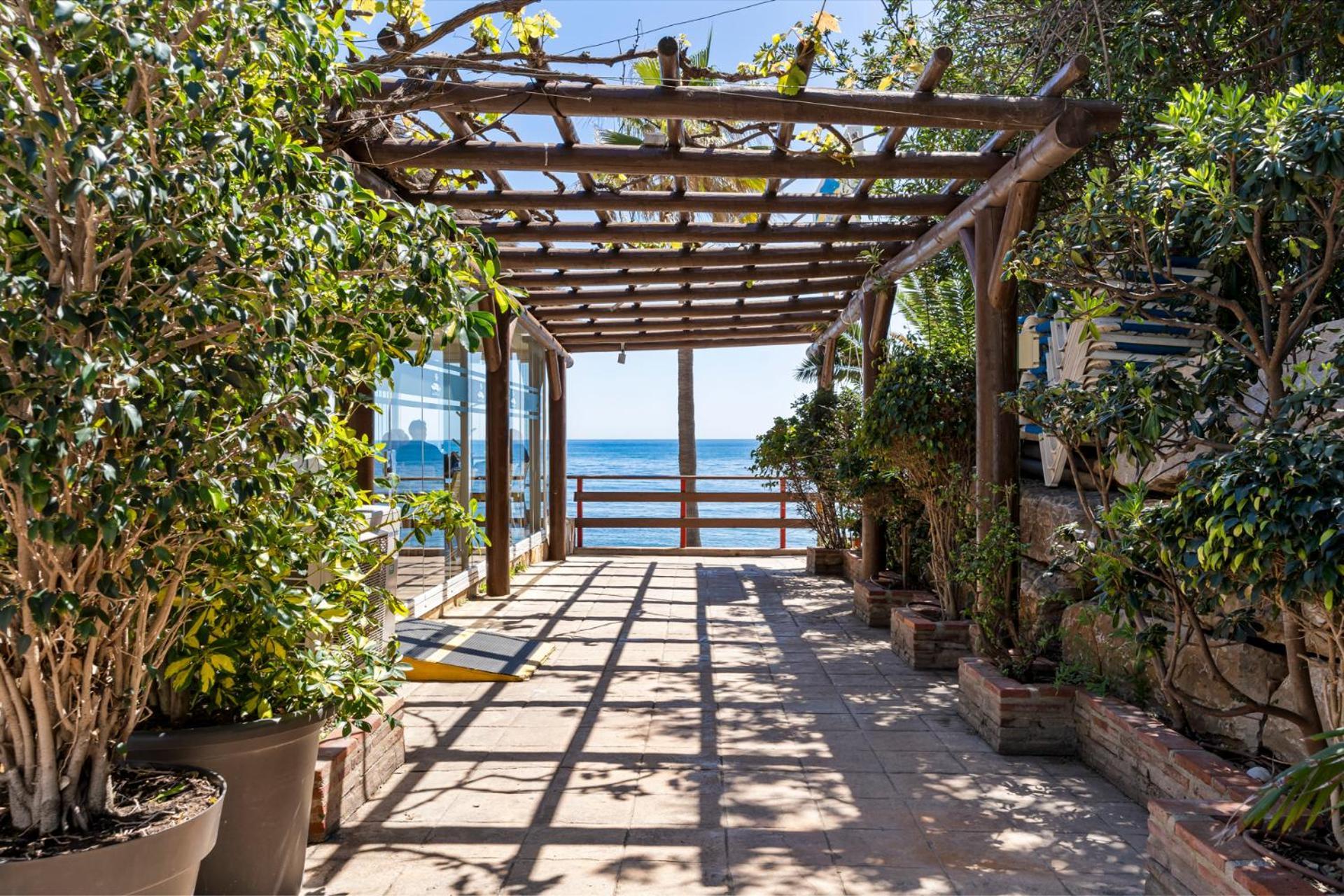 Beachfront Calahonda Apartment By Costarentals - Ref 89 Sitio de Calahonda Luaran gambar