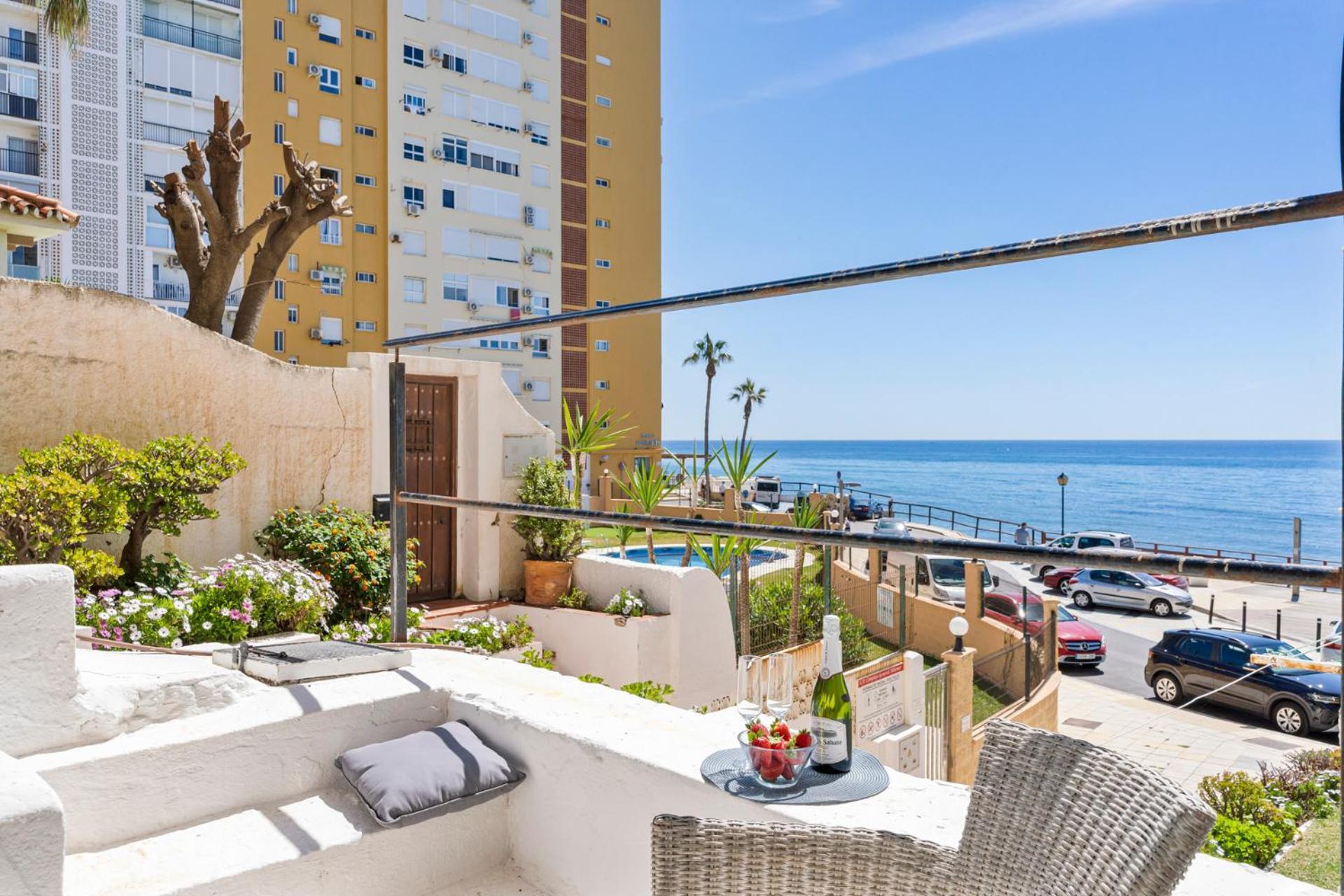 Beachfront Calahonda Apartment By Costarentals - Ref 89 Sitio de Calahonda Luaran gambar